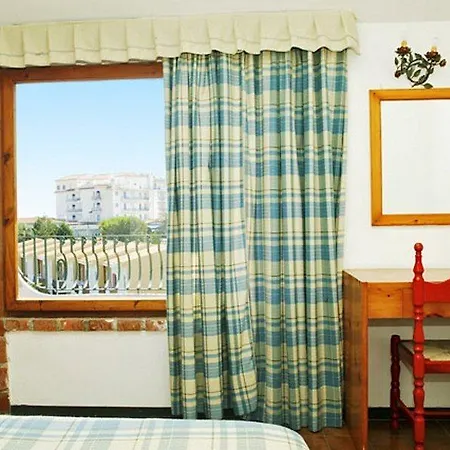 מלון דירות Club Naxos גיארדיני נאקסוס