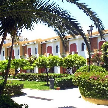 Club Naxos גיארדיני נאקסוס