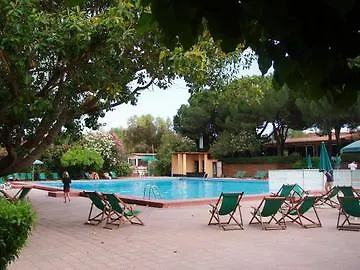 מלון דירות Club Naxos 3*
